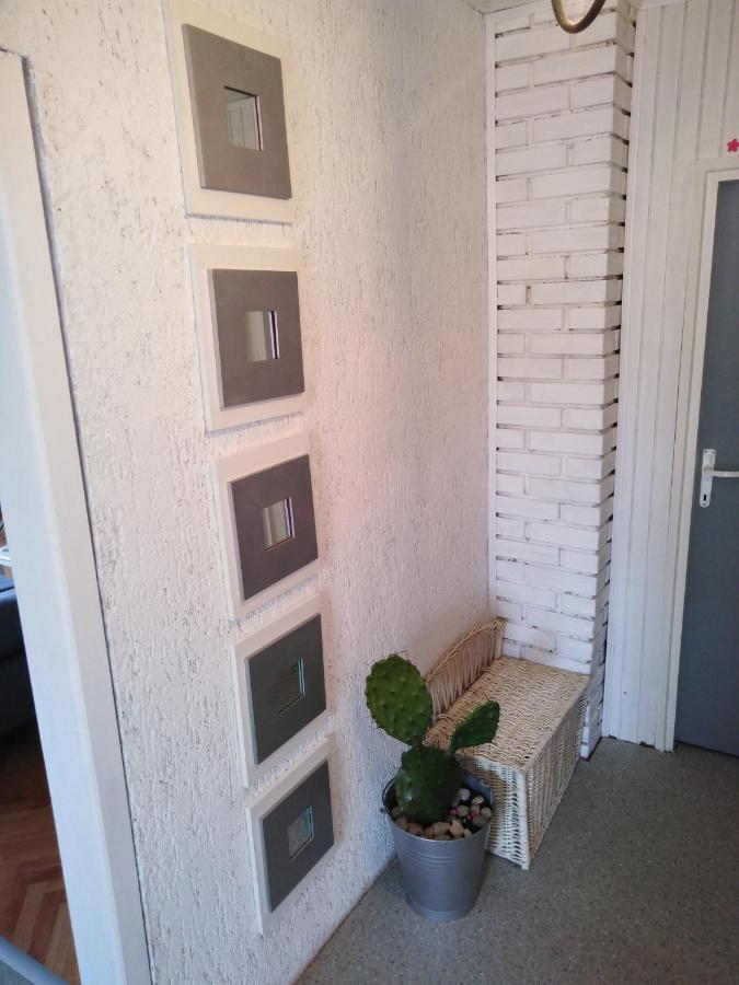 Apartman Mimi เคลโนวีซา ภายนอก รูปภาพ