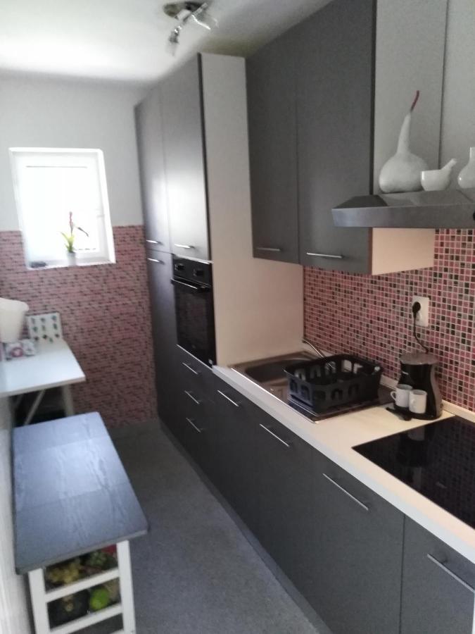 Apartman Mimi เคลโนวีซา ภายนอก รูปภาพ